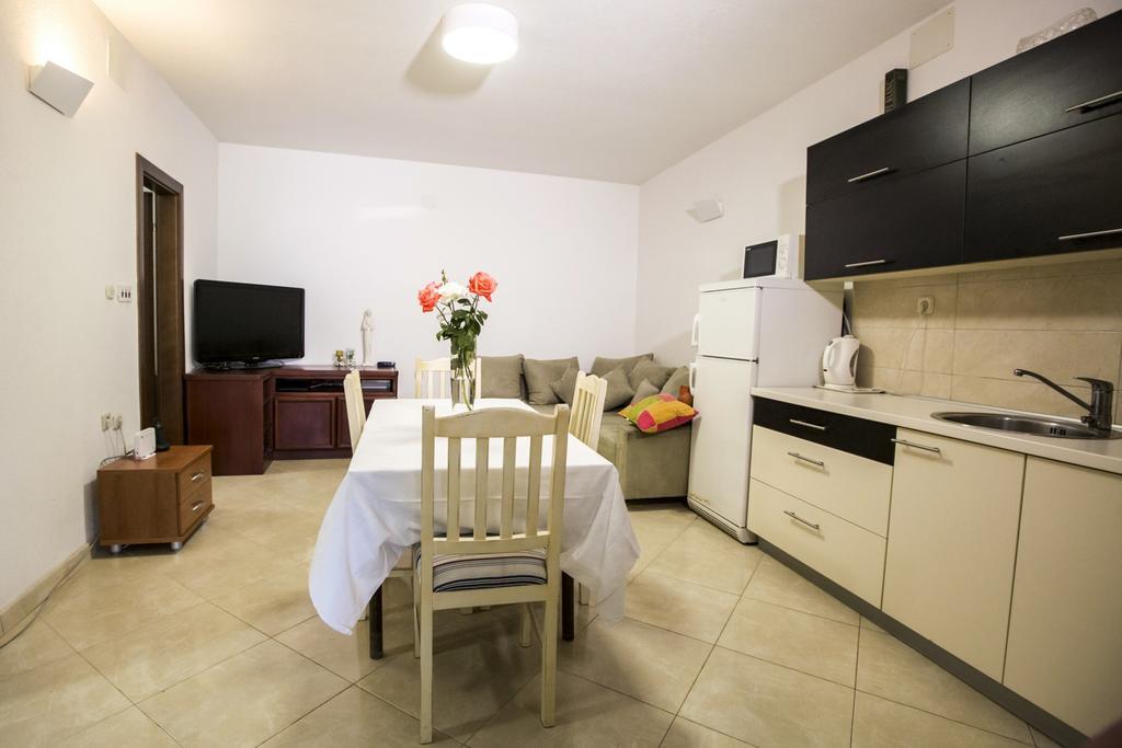 Apartments Bago Trogir Exteriér fotografie